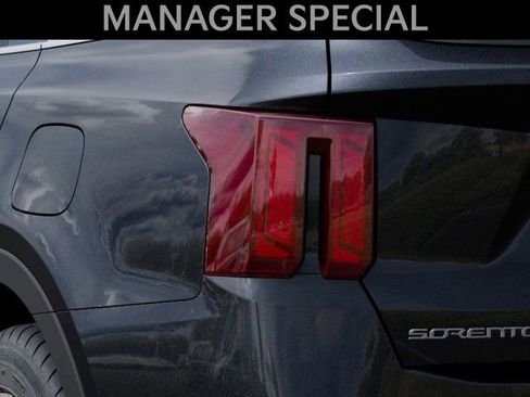 New 2026 Kia Sorento S image 11