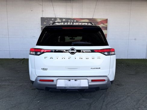 Used 2022 Nissan Pathfinder Platinum w/ Cargo Package image 11