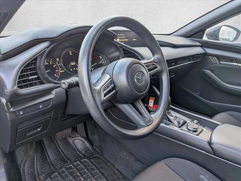 Used 2022 MAZDA MAZDA3 s image 6