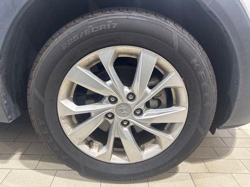 Used 2019 Hyundai Tucson SE FWD image 5