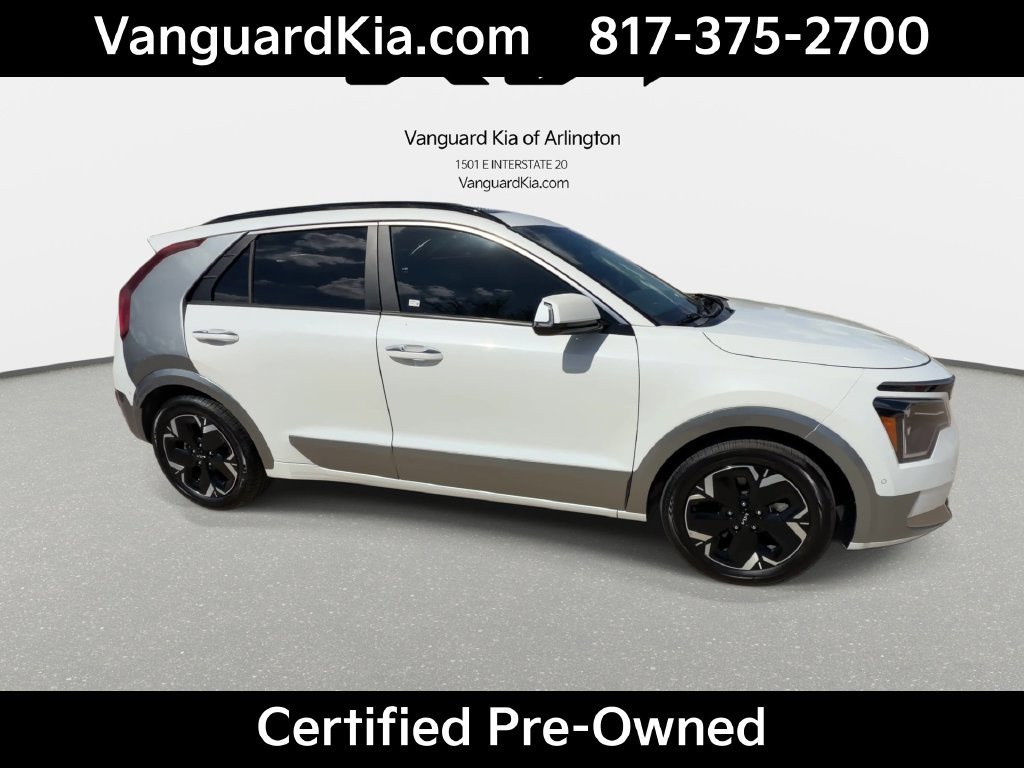 Certified 2023 Kia Niro Wave FWD image 2