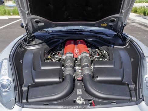 Used 2012 Ferrari California RWD image 23