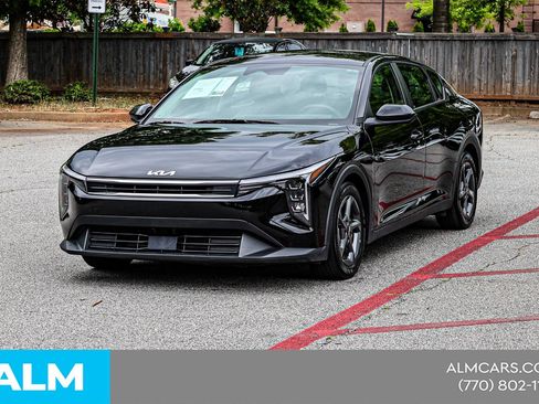 Used 2025 Kia K4 FWD image 3