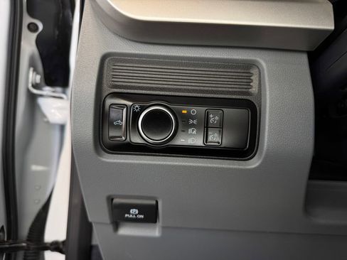 Used 2023 Ford F250 XL AWD/4WD image 18