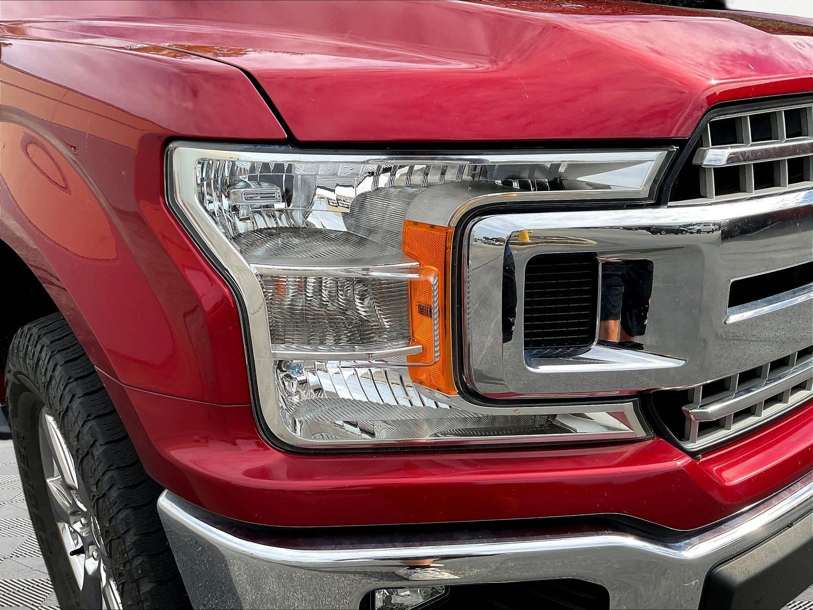 Used 2019 Ford F150 XLT w/ Equipment Group 302A Luxury AWD/4WD image 31