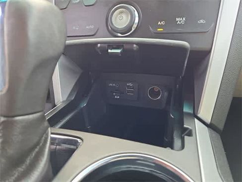 Used 2014 Ford Explorer XLT w/ Equipment Group 202A image 31