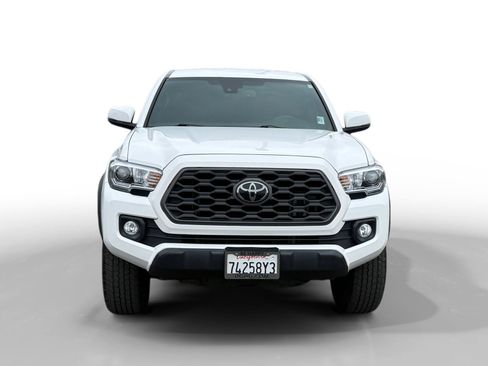 Used 2022 Toyota Tacoma TRD Off-Road image 8