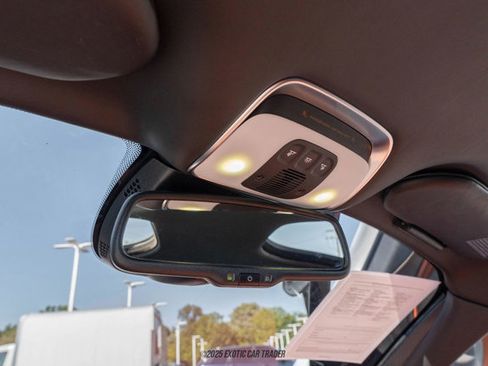 Used 2018 McLaren 720S Luxury image 32