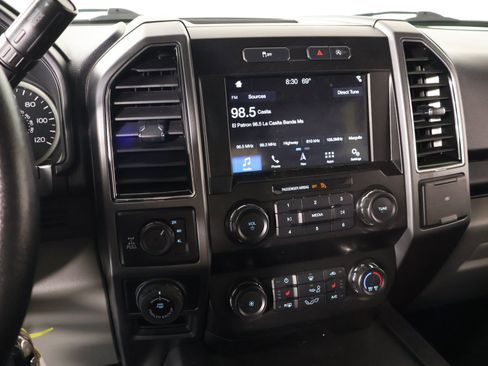 Used 2019 Ford F150 XLT w/ Equipment Group 302A Luxury AWD/4WD image 5
