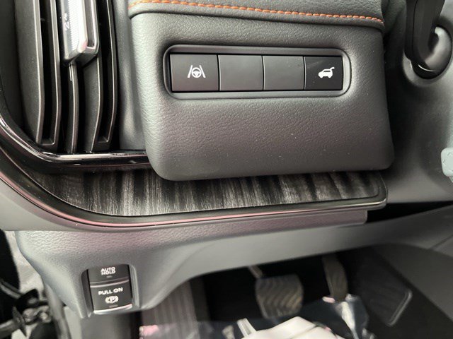 Used 2026 Nissan Armada PRO-4X AWD/4WD image 27