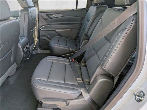 New 2026 Chevrolet Traverse LT w/ Midnight/Sport Edition FWD image 16
