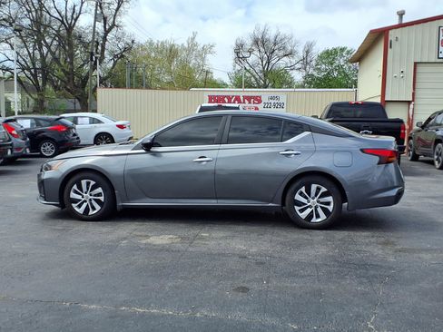 Used 2024 Nissan Altima 2.5 S image 17