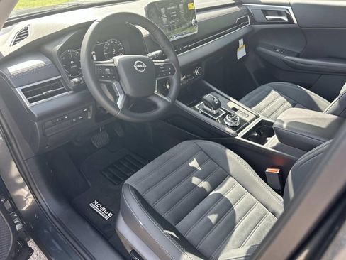 New 2026 Nissan Rogue SL AWD/4WD image 14
