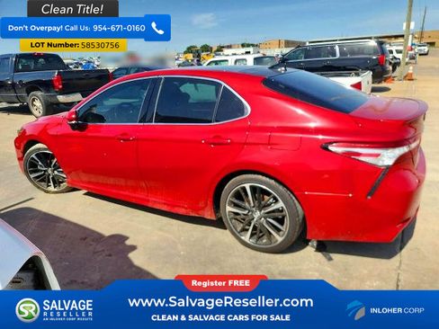 Used 2019 Toyota Camry XSE FWD image 3