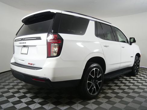 Used 2022 Chevrolet Tahoe RST w/ Luxury Package AWD/4WD image 4