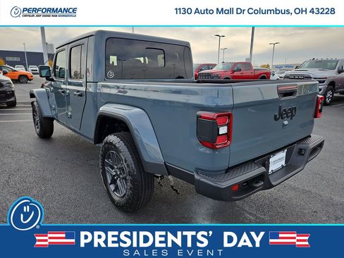 New 2026 Jeep Gladiator Sport image 5