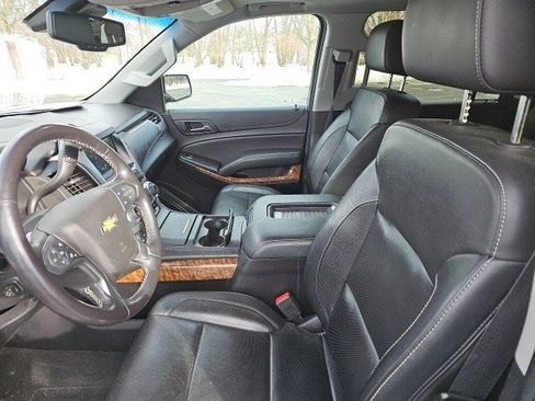 Used 2020 Chevrolet Suburban Premier image 20