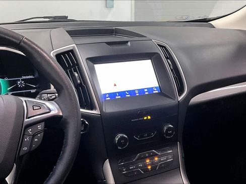 Used 2020 Ford Edge SEL image 14