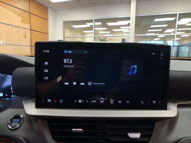 Used 2025 Ford Explorer ST-Line w/ Premium Package AWD/4WD image 15