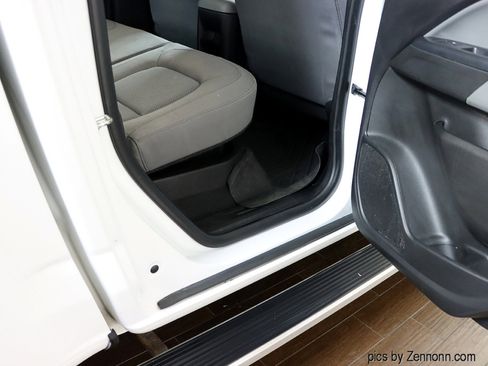 Used 2019 Chevrolet Colorado W/T w/ Custom Special Edition image 30