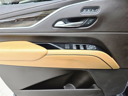 Used 2021 Cadillac Escalade Sport w/ Driver Assist Tech Package image 15