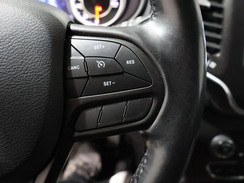 Used 2021 Jeep Cherokee Trailhawk image 37