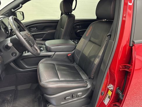 Used 2023 Nissan Titan PRO-4X w/ Pro-4x Convenience Package image 15