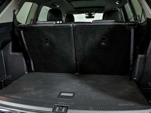 Certified 2023 Volkswagen Atlas SEL Premium image 8