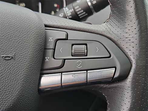 Used 2023 Cadillac XT4 Sport w/ Cold Weather Package image 23