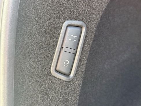 Certified 2022 Maserati Levante Modena image 22