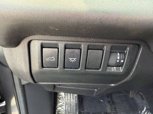 Used 2023 Subaru Ascent Limited w/ Technology Package AWD/4WD image 37