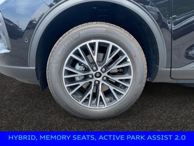 New 2024 Ford Escape SE w/ PHEV Premium Package FWD image 16