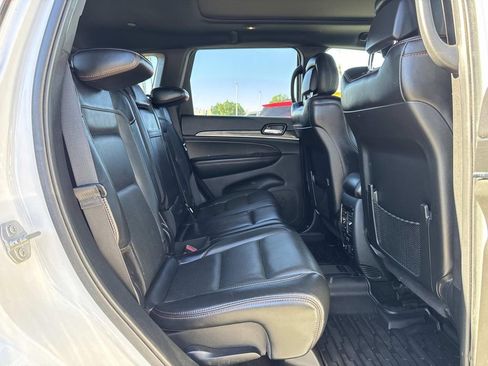 Used 2019 Jeep Grand Cherokee Trailhawk w/ Trailhawk Luxury Group image 27