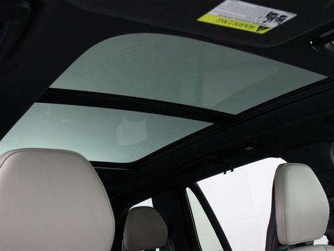 Certified 2025 Volvo XC90 B6 Ultra image 23