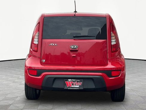 Used 2013 Kia Soul + w/ Audio Pkg FWD image 5