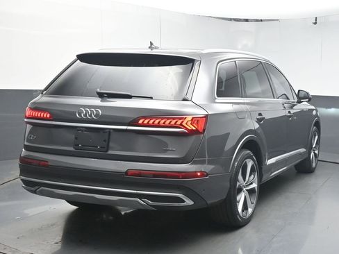 Used 2022 Audi Q7 3.0T Premium Plus w/ Premium Plus Package AWD/4WD image 7