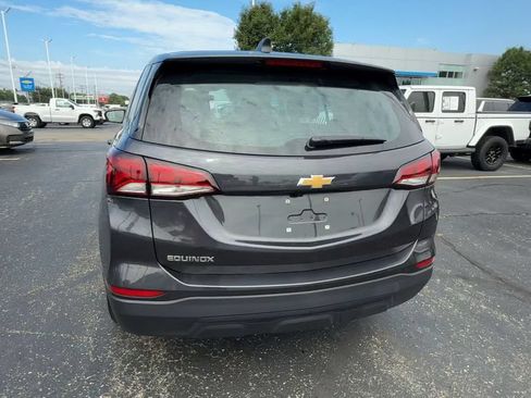 Used 2022 Chevrolet Equinox LS FWD image 7