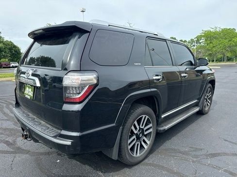 Used 2021 Toyota 4Runner Limited AWD/4WD image 5