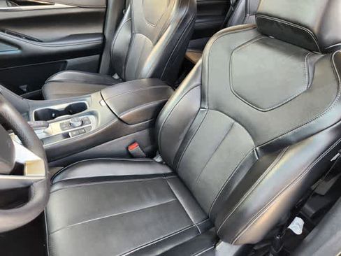 Used 2023 INFINITI QX60 Pure image 11