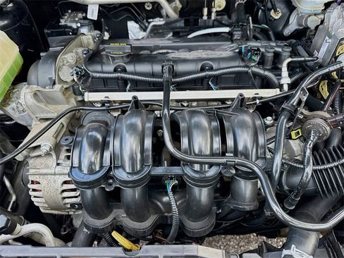 Used 2018 Ford Fiesta SE image 29