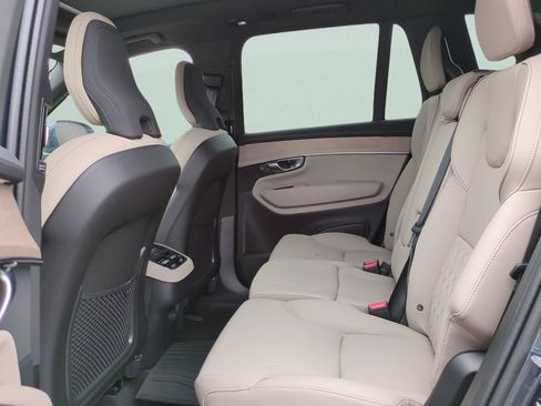 New 2026 Volvo XC90 B6 Plus w/ Protection Package Premier AWD/4WD image 9