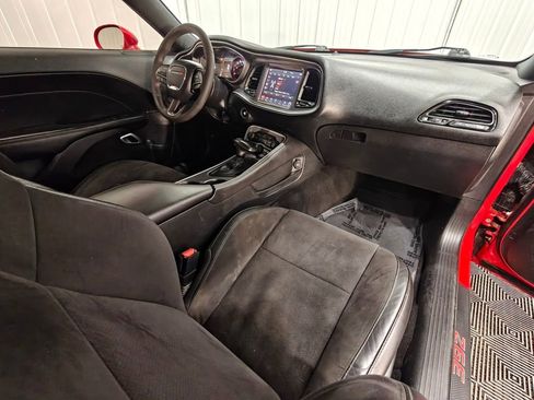 Used 2019 Dodge Challenger R/T Scat Pack w/ 1320 Drag Pack RWD image 26