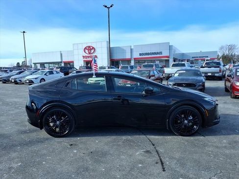 New 2026 Toyota Prius AWD image 2