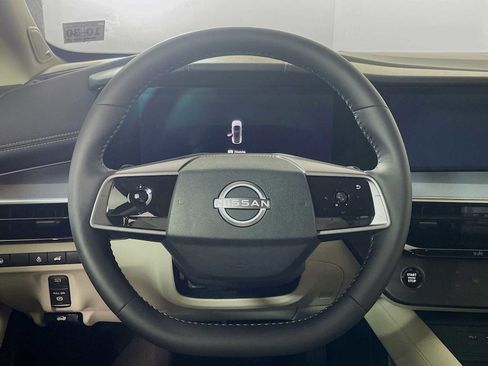 Used 2025 Nissan Murano SL w/ Cargo Package image 9