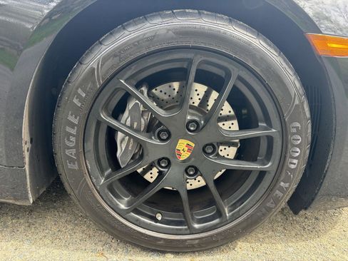 Used 2017 Porsche 718 Cayman RWD image 39