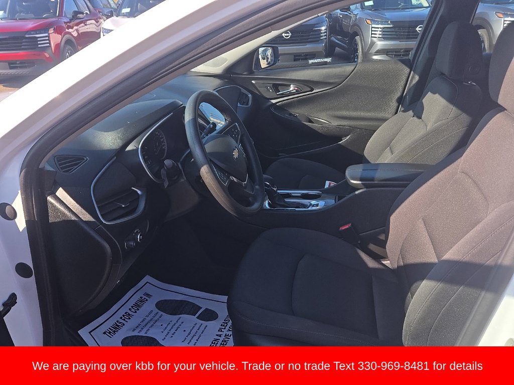 Used 2024 Chevrolet Malibu LT FWD image 9