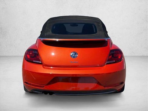 Used 2017 Volkswagen Beetle 1.8T S FWD image 6