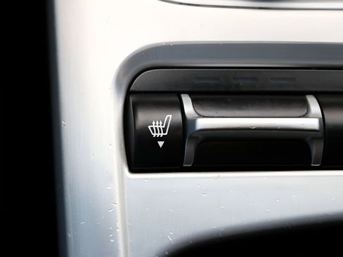 Used 2019 Kia Stinger GTS image 25