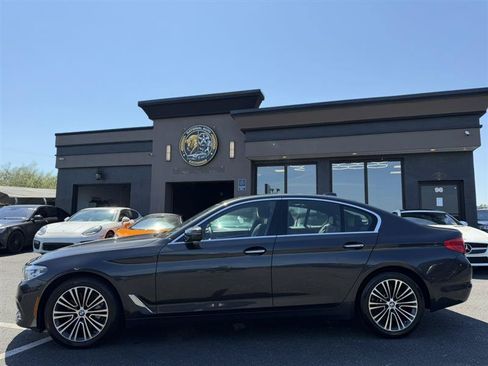 Used 2018 BMW 540i xDrive AWD/4WD image 2