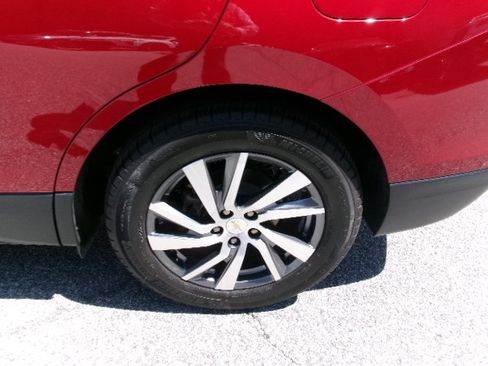 Used 2024 Chevrolet Equinox Premier image 9